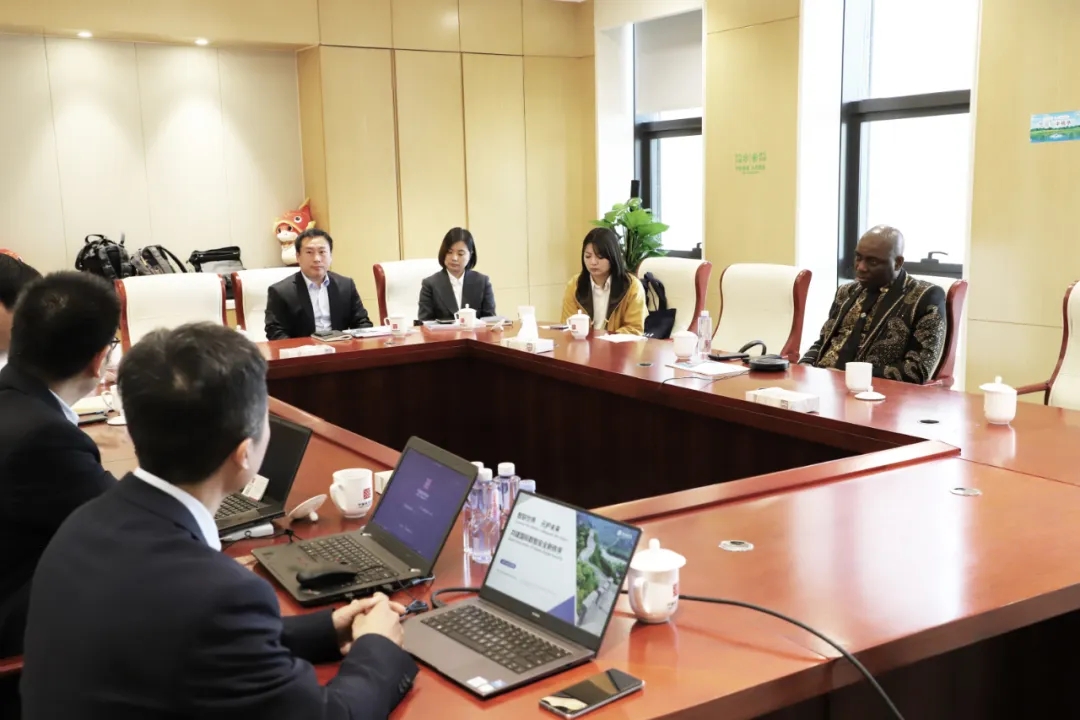 筑数字安全跨海坦途 | 香港宝典免费资料网与尼日利亚行业代表达成合作意向